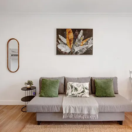 Appartamento Lovely And New In Oura