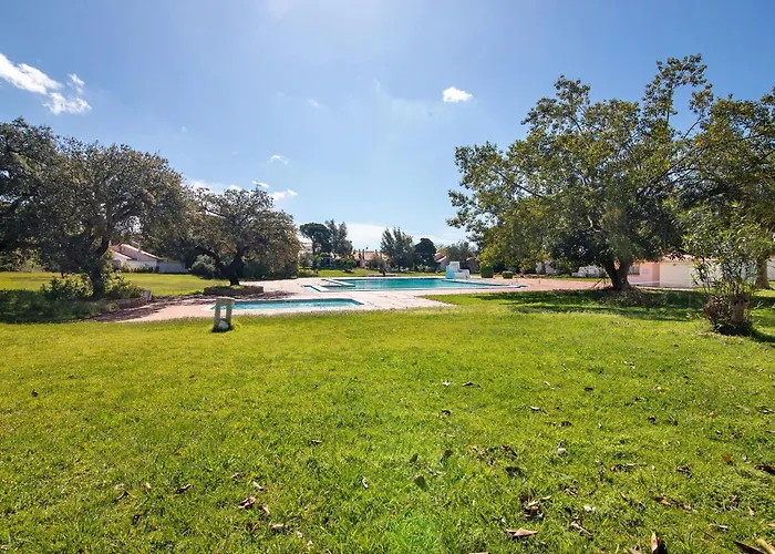 Lovely And New In Oura شقة *